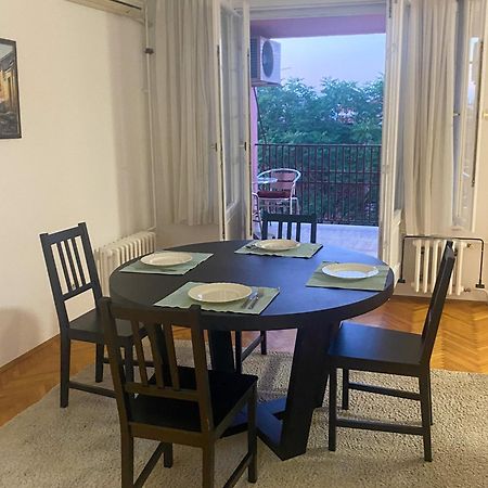 Lord'S Apartment Beograd Bagian luar foto