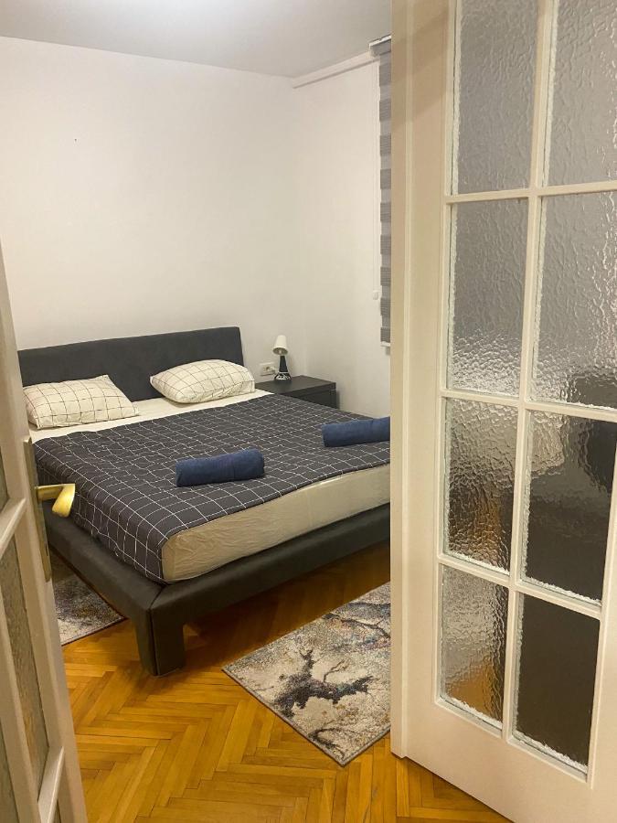 Lord'S Apartment Beograd Bagian luar foto